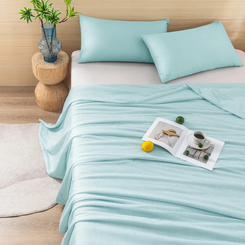 Lightweight Cooling Comforter - Image 5