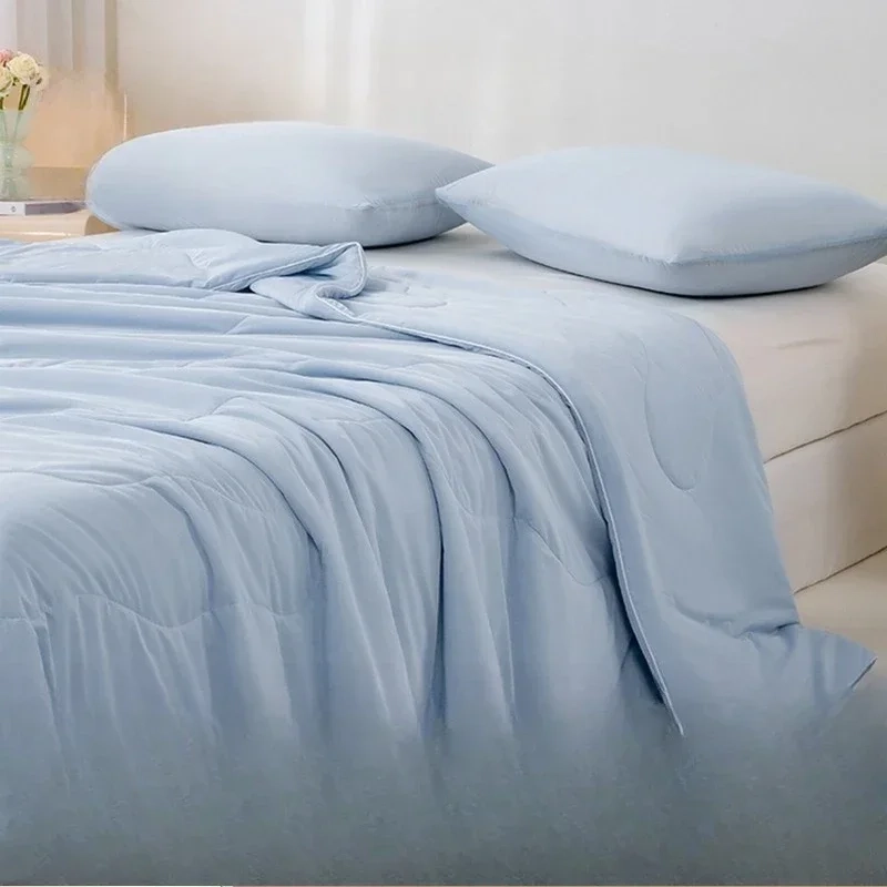 Cool Silk Lightweight Summer Quilt - Image 11