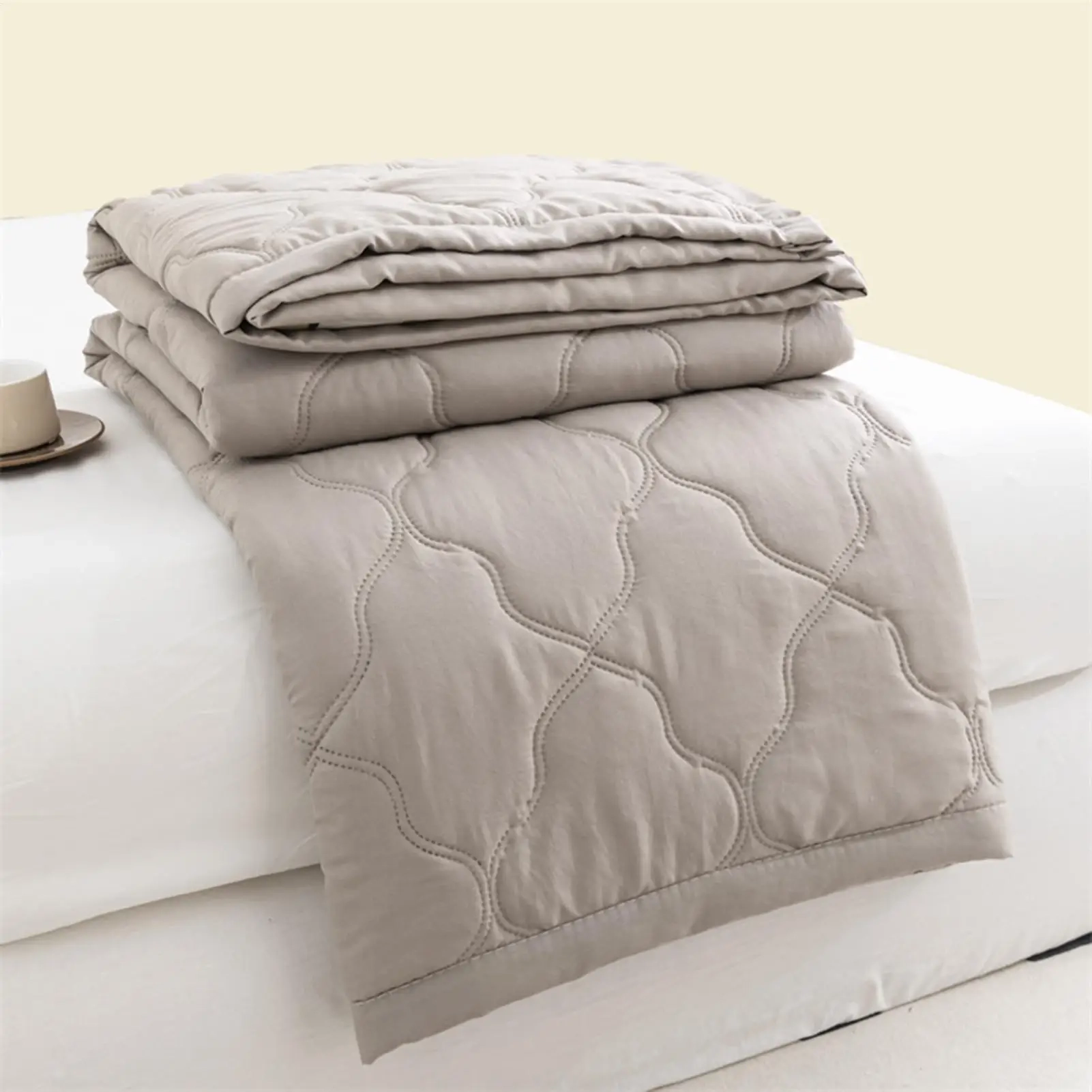 Printed Cool-Touch Summer Blanket - Image 4