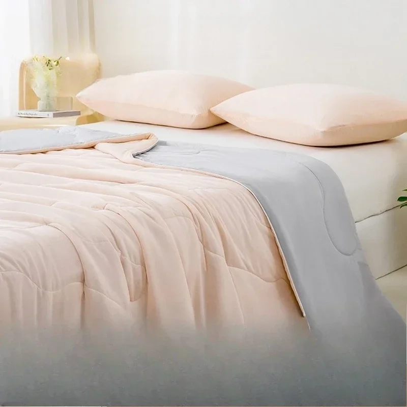 Cool Silk Lightweight Summer Quilt - Image 8
