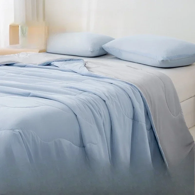 Cool Silk Lightweight Summer Quilt - Image 7