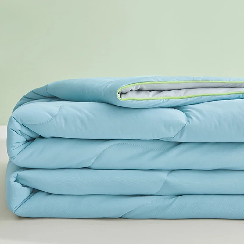Cool Silk Lightweight Summer Quilt - Image 5