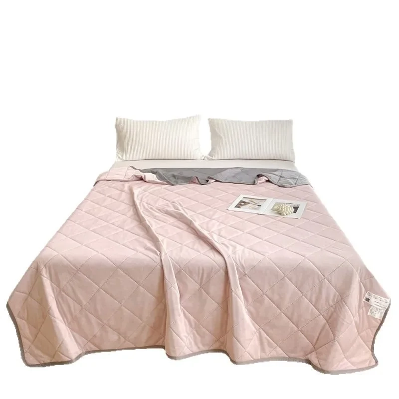 Ice Silk Thin Summer Quilt - Image 4