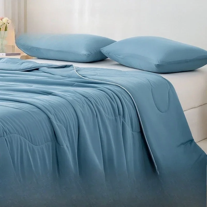 Cool Silk Lightweight Summer Quilt - Image 6