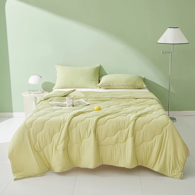 Cool Silk Lightweight Summer Quilt