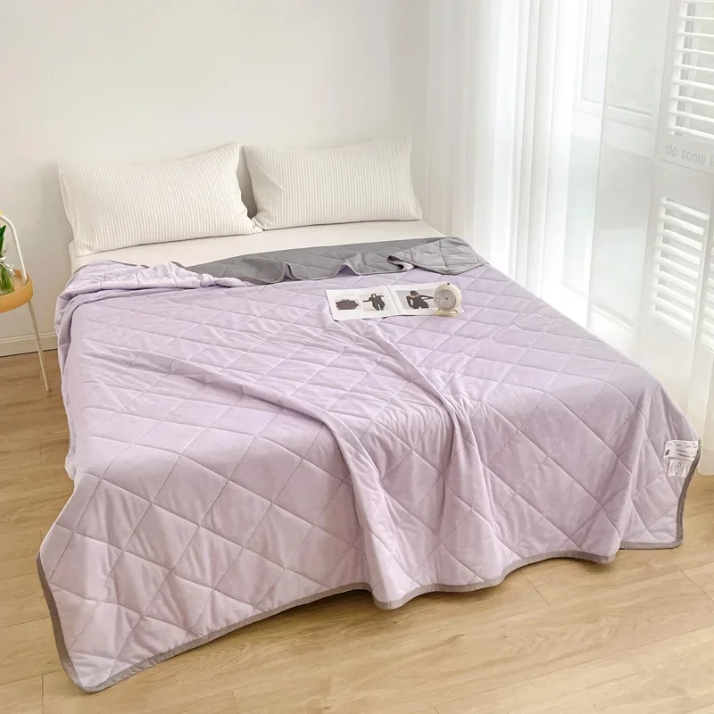 Ice Silk Thin Summer Quilt - Image 10