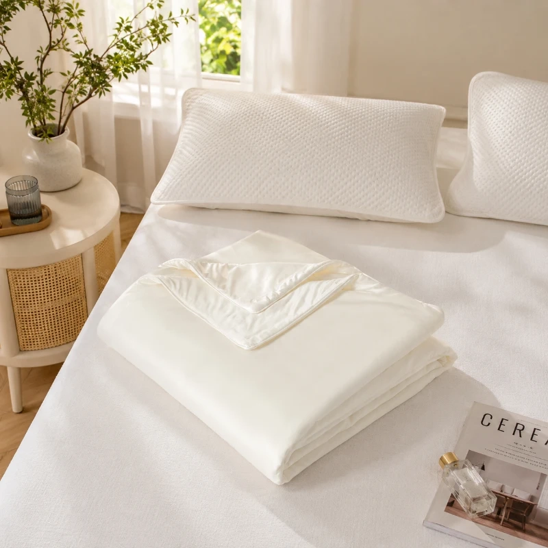 Lightweight White Cooling Blanket - Image 2